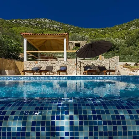 Dundo Pero - Four Bedroom With Swimming Pool And Sea View 别墅 Babino Polje