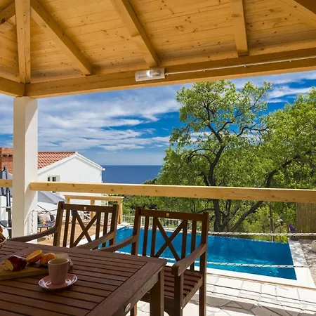 Dundo Pero - Four Bedroom With Swimming Pool And Sea View Babino Polje