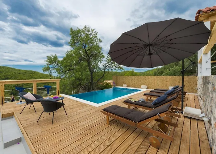 Dundo Pero - Four Bedroom With Swimming Pool And Sea View Babino Polje