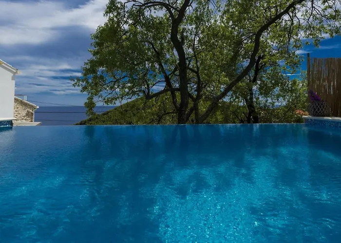 וילה Dundo Pero - Four Bedroom With Swimming Pool And Sea View